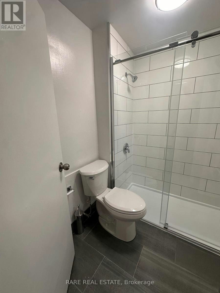 8-130 Macpherson Avenue, Toronto, ON, M5R 1W8 - 3