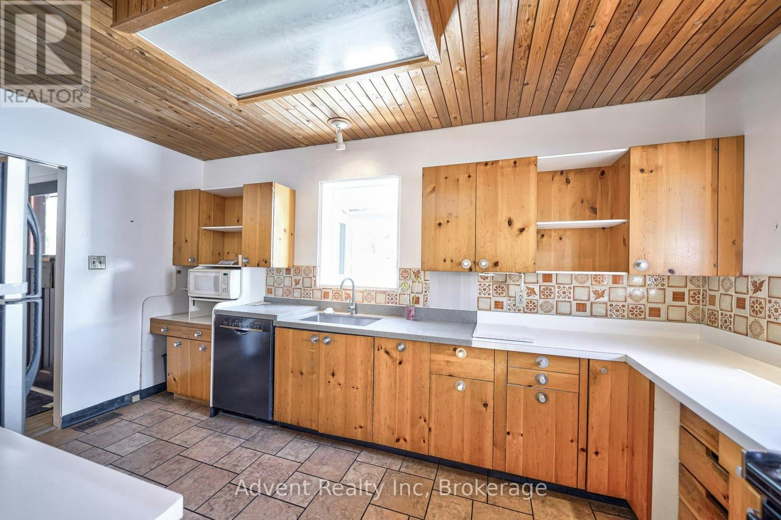 74 Don River Boulevard, Toronto, ON, M2N 2M9 - 16
