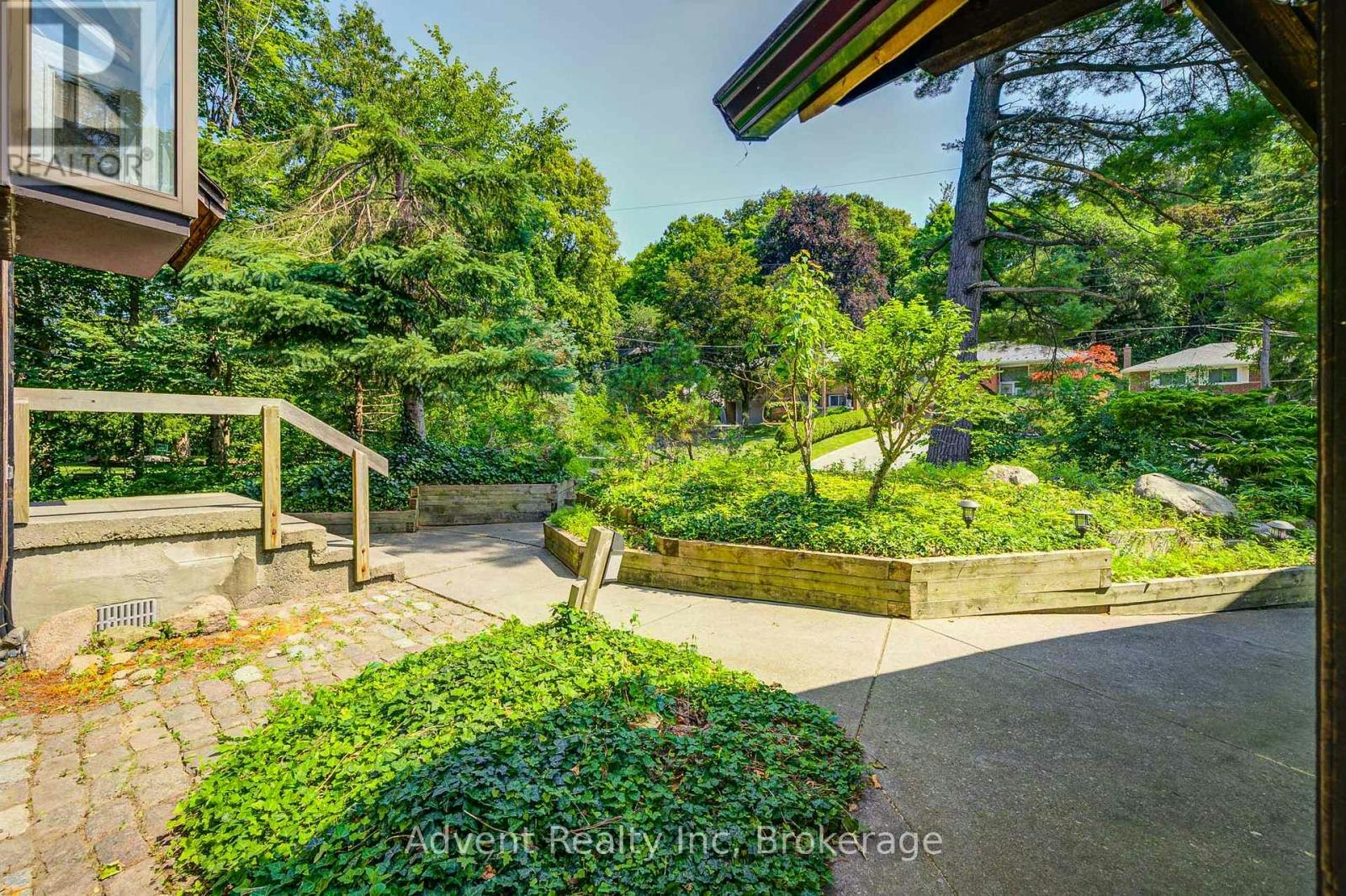 74 Don River Boulevard, Toronto, ON, M2N 2M9 - 46