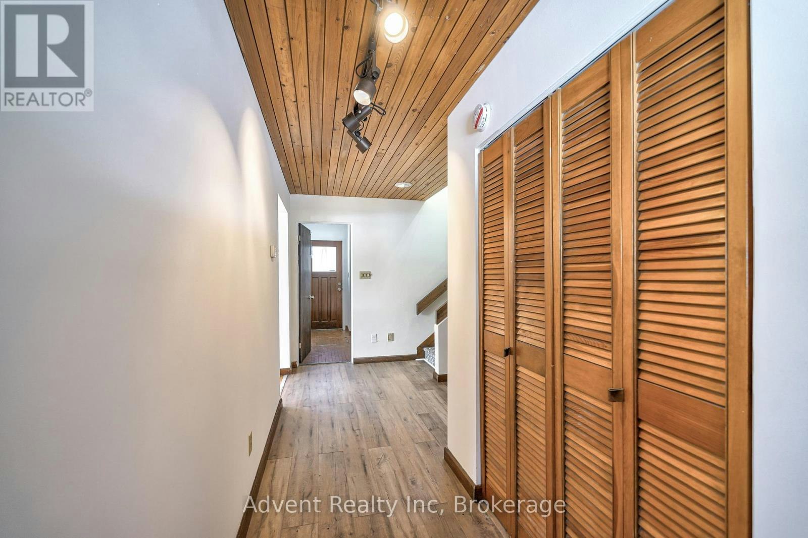 74 Don River Boulevard, Toronto, ON, M2N 2M9 - 5
