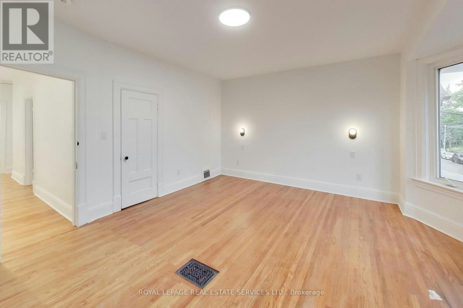 218 Montrose Avenue, Toronto, ON, M6G 3G7 - 31