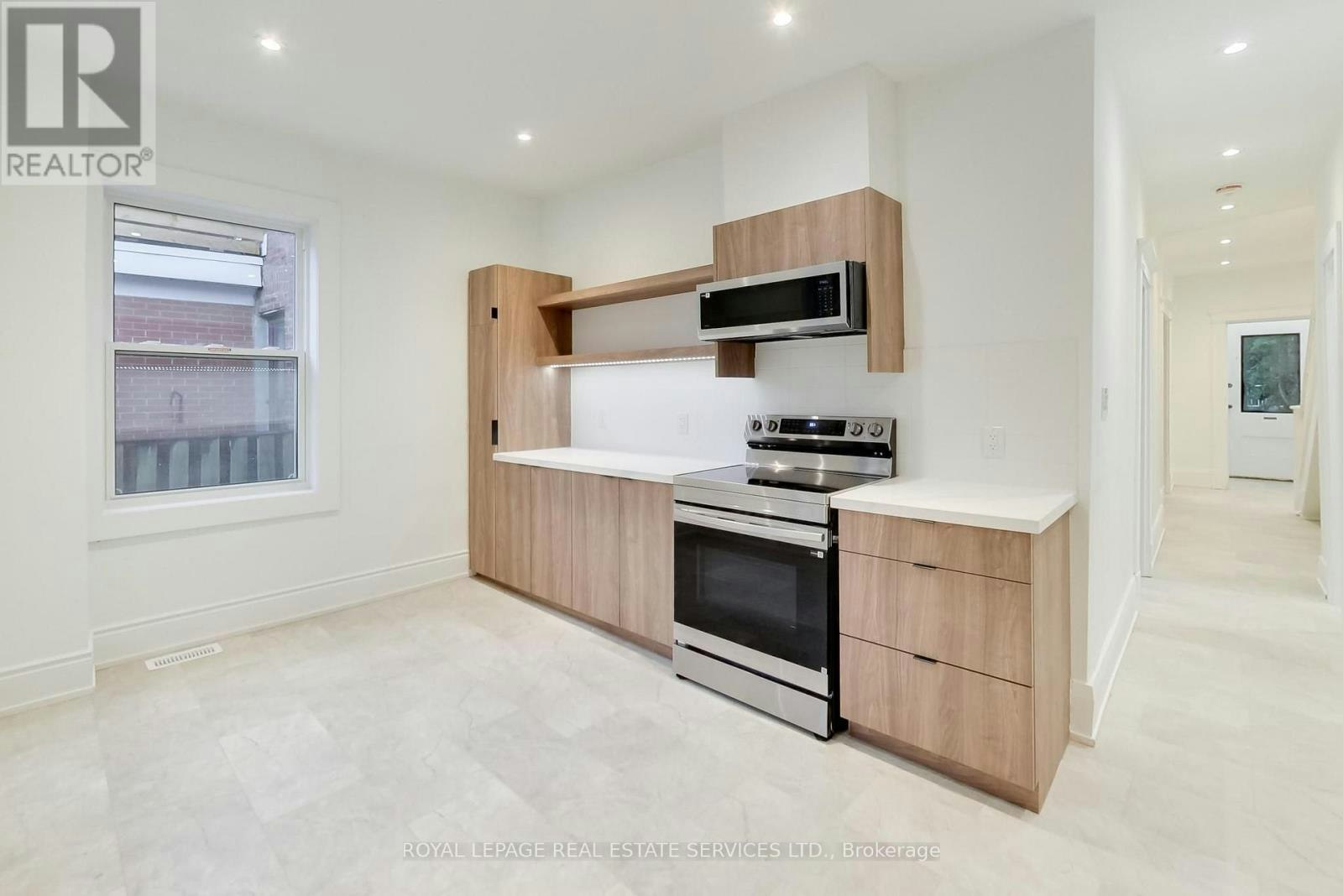 218 Montrose Avenue, Toronto, ON, M6G 3G7 - 17