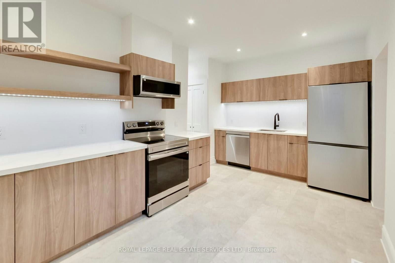 218 Montrose Avenue, Toronto, ON, M6G 3G7 - 15