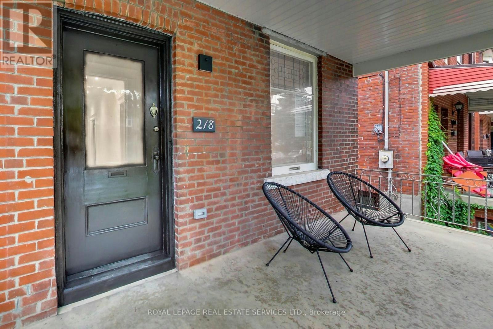 218 Montrose Avenue, Toronto, ON, M6G 3G7 - 2