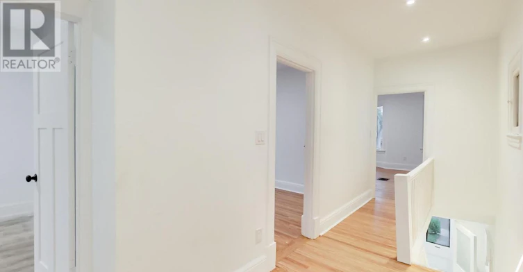 218 Montrose Avenue, Toronto, ON, M6G 3G7 - 21