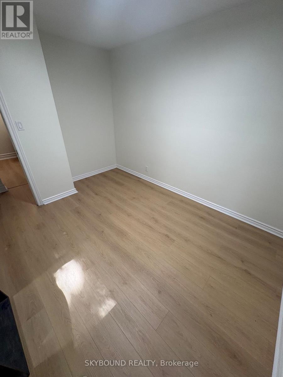 MAIN-872 Masson Street, Oshawa, ON, L1G 5A9 - 17