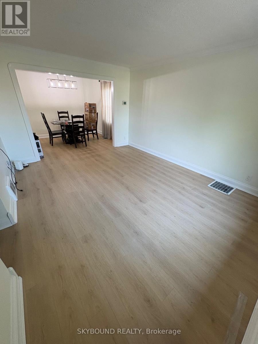 MAIN-872 Masson Street, Oshawa, ON, L1G 5A9 - 7