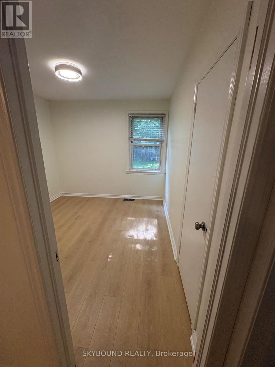 MAIN-872 Masson Street, Oshawa, ON, L1G 5A9 - 18