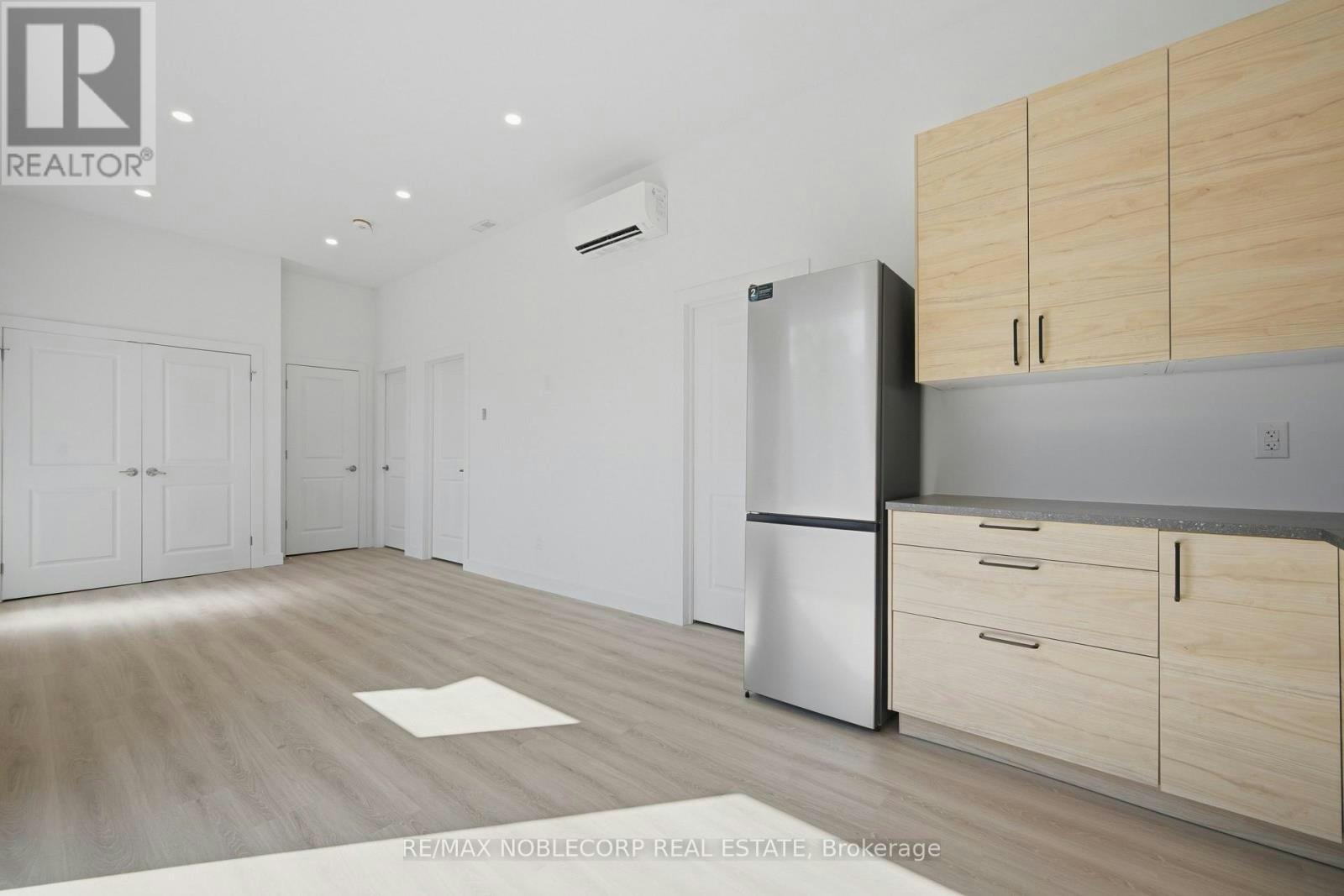 GARDEN Suite 6 Evandale Road, Toronto, ON, M1L 3S1 - 16