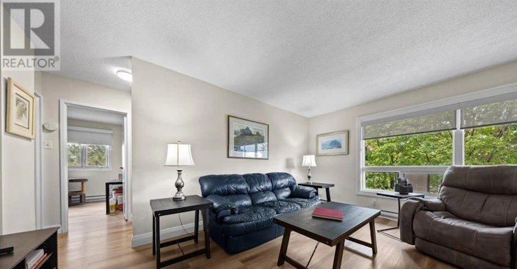 209-158 Mcarthur Avenue, Ottawa, ON, K1L 7E7 - 11