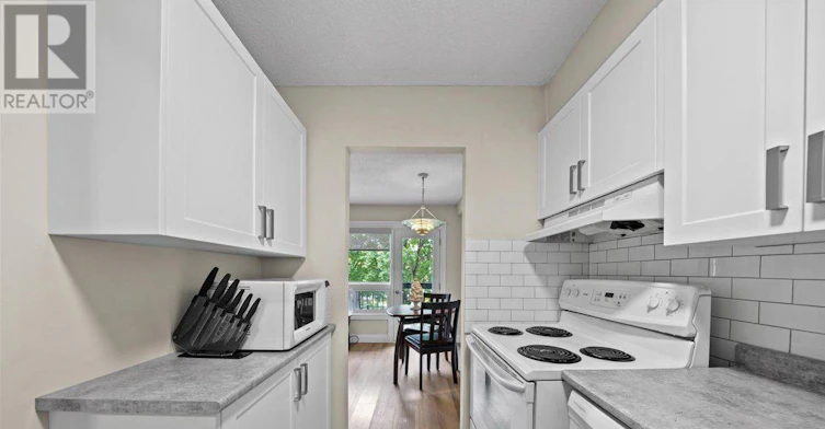 209-158 Mcarthur Avenue, Ottawa, ON, K1L 7E7 - 5