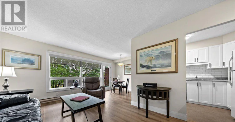 209-158 Mcarthur Avenue, Ottawa, ON, K1L 7E7 - 10