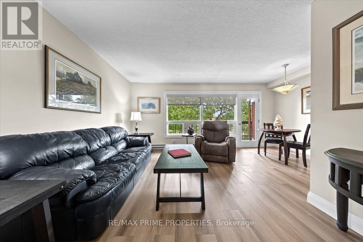 209-158 Mcarthur Avenue, Ottawa, ON, K1L 7E7 - 9