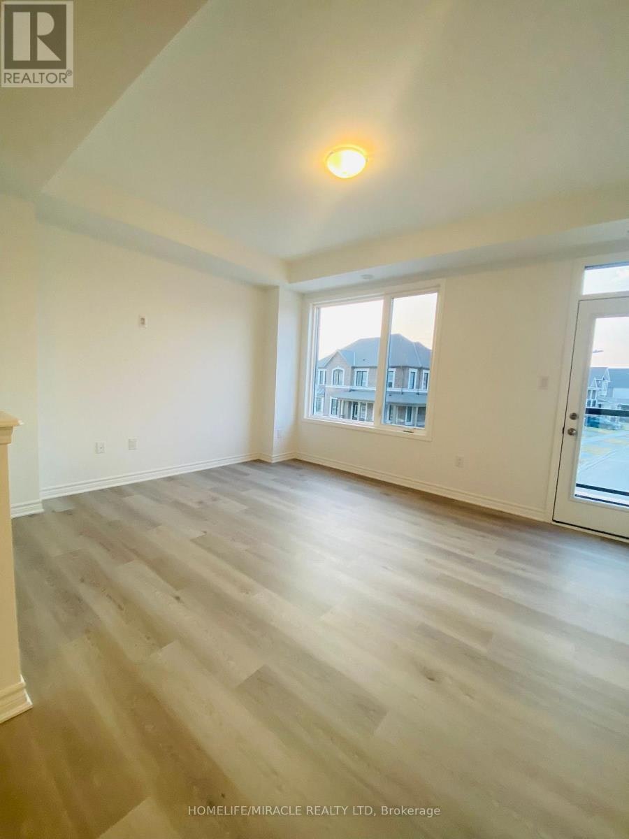 20 Ennerdale Street, Barrie, ON, L9J 1A2 - 7
