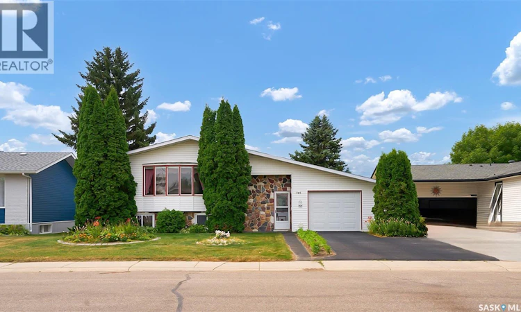 504 4th Avenue W