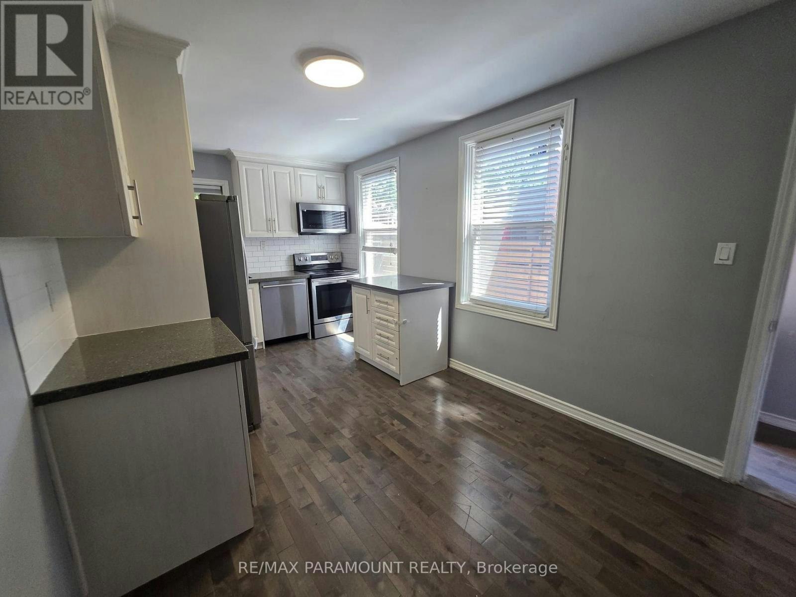 MAIN-291 Pacific Avenue, Toronto, ON, M6P 2P8 - 4