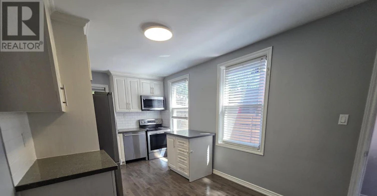 MAIN-291 Pacific Avenue, Toronto, ON, M6P 2P8 - 4
