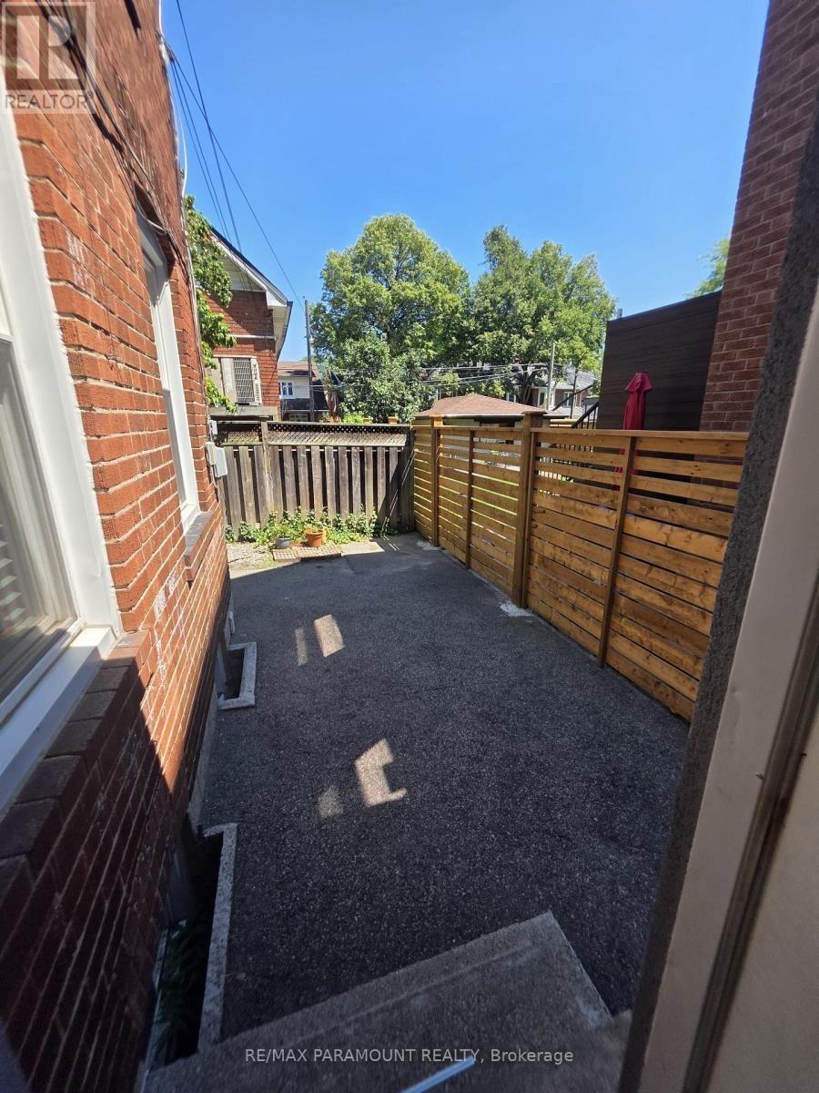 MAIN-291 Pacific Avenue, Toronto, ON, M6P 2P8 - 13