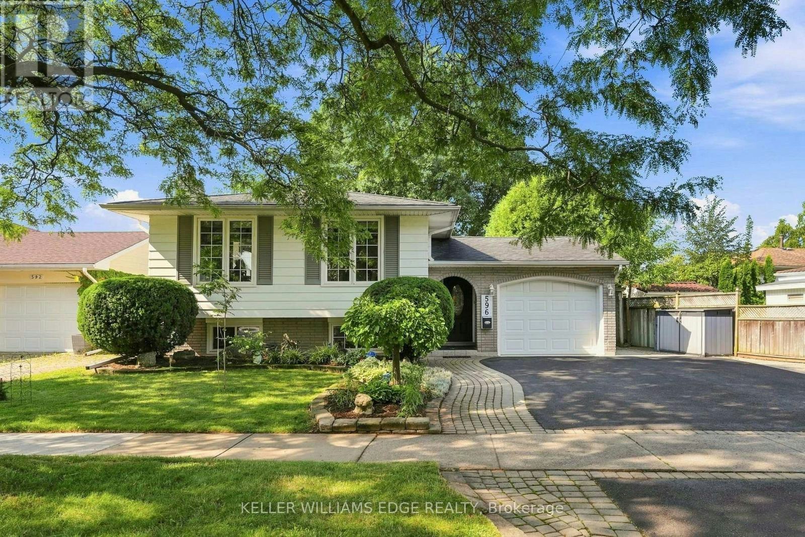596 Louise Drive, Burlington, ON, L7L 2T9