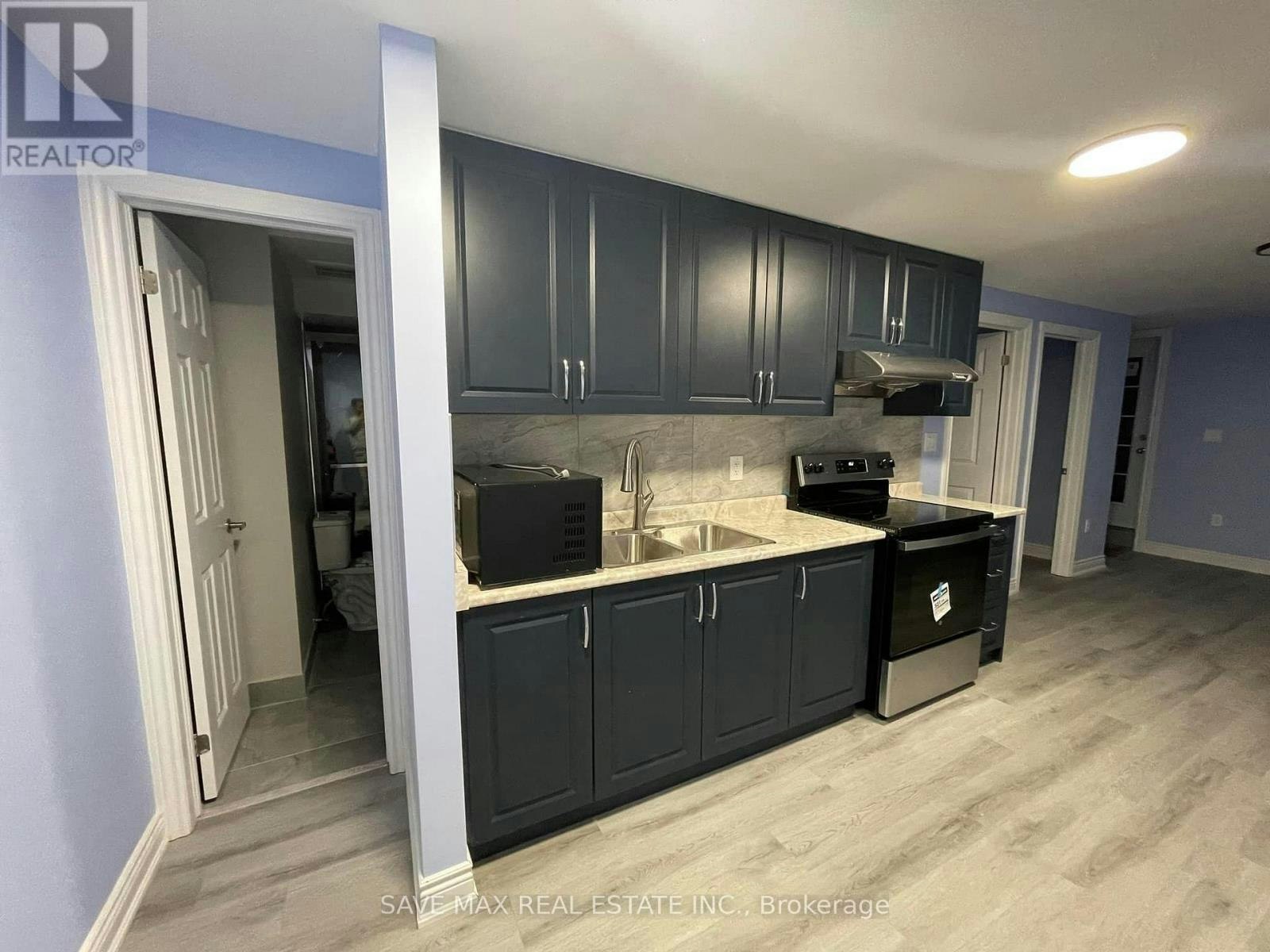BSMT-647 Yates Drive, Milton, ON, L9T 7P6 - 3
