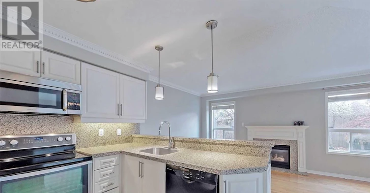 2485 Bankside Drive, Mississauga, ON, L5M 6E4 - 5