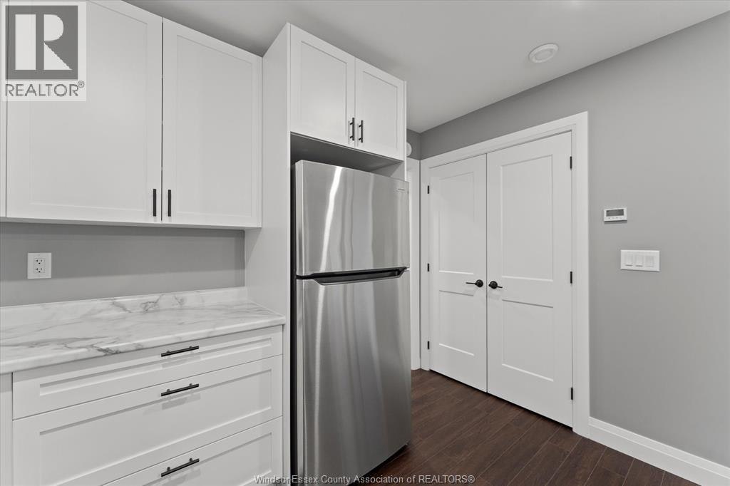 UPPER-1147 Hickory, Windsor, ON, N8Y 3S4 - 9