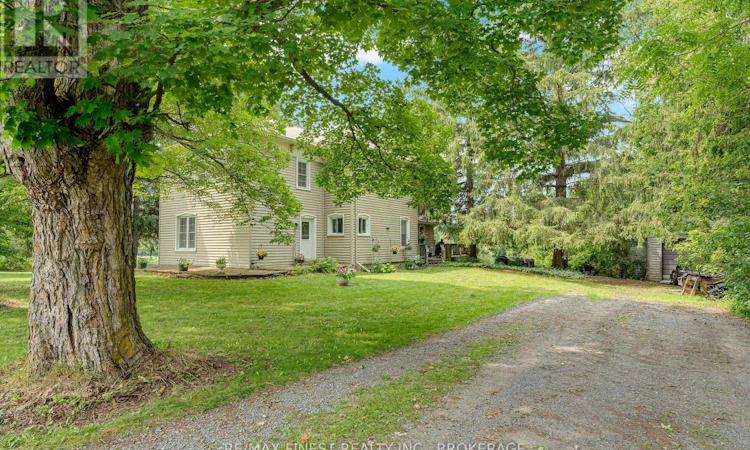 1011 Lennox And Addington 5 County Rd