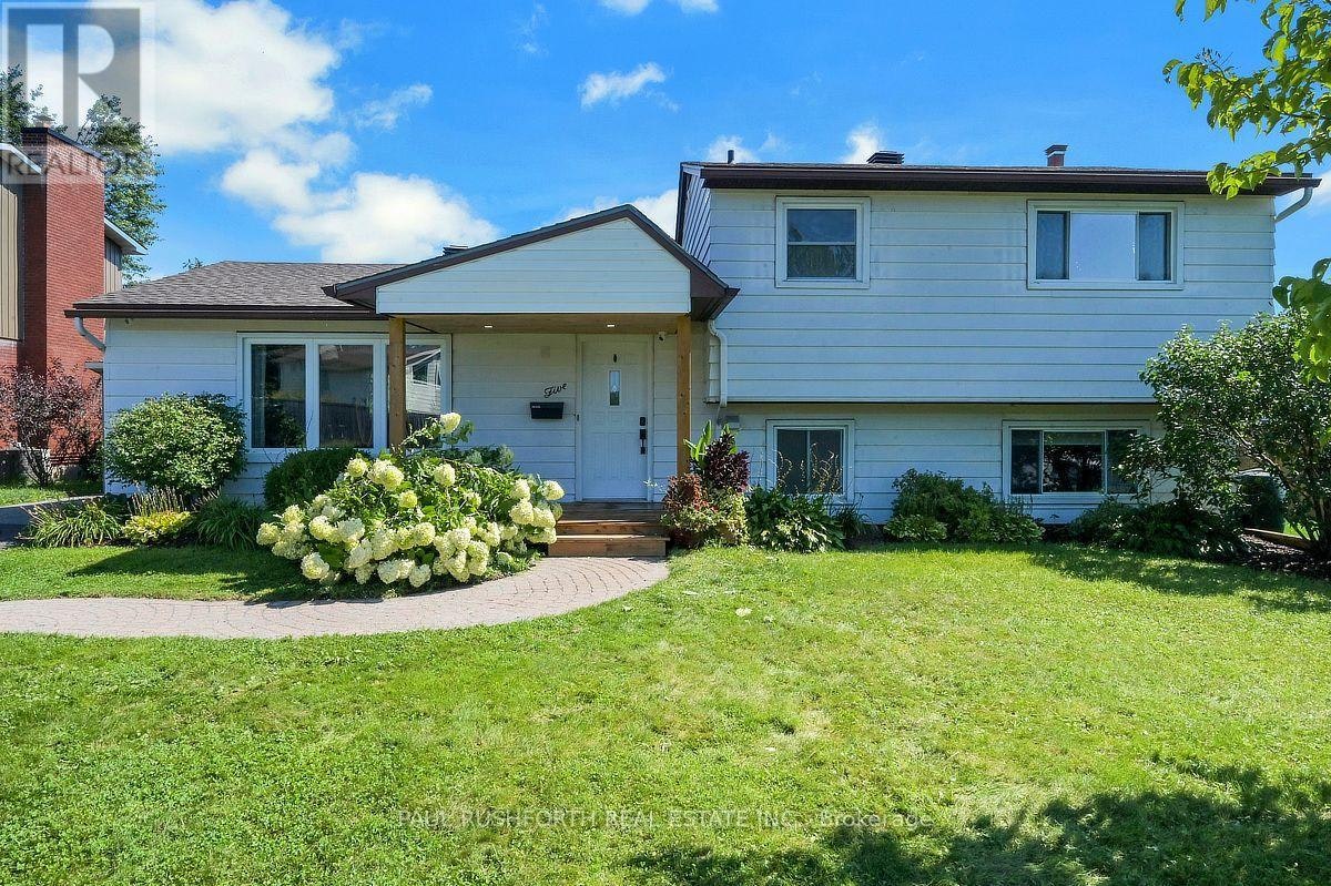 5 Mcmurdo Court, Ottawa, ON, K2E 5V8
