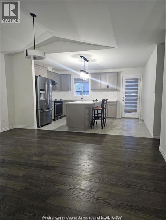 387 Mulberry Lane, Lakeshore, ON, N0R 1A0 - 2