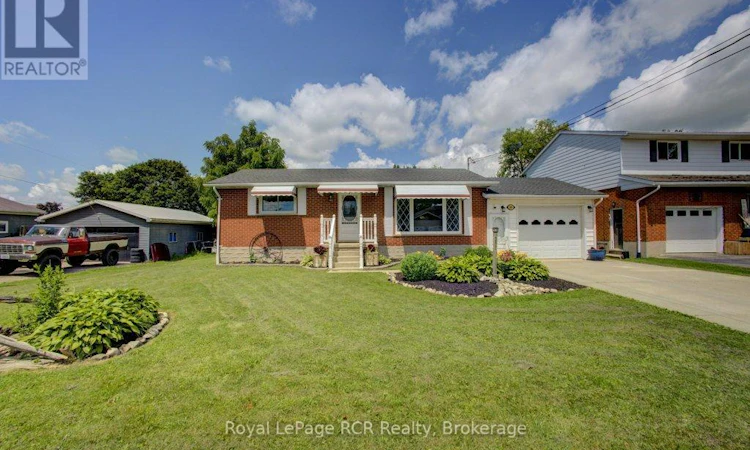 280 Domville Street