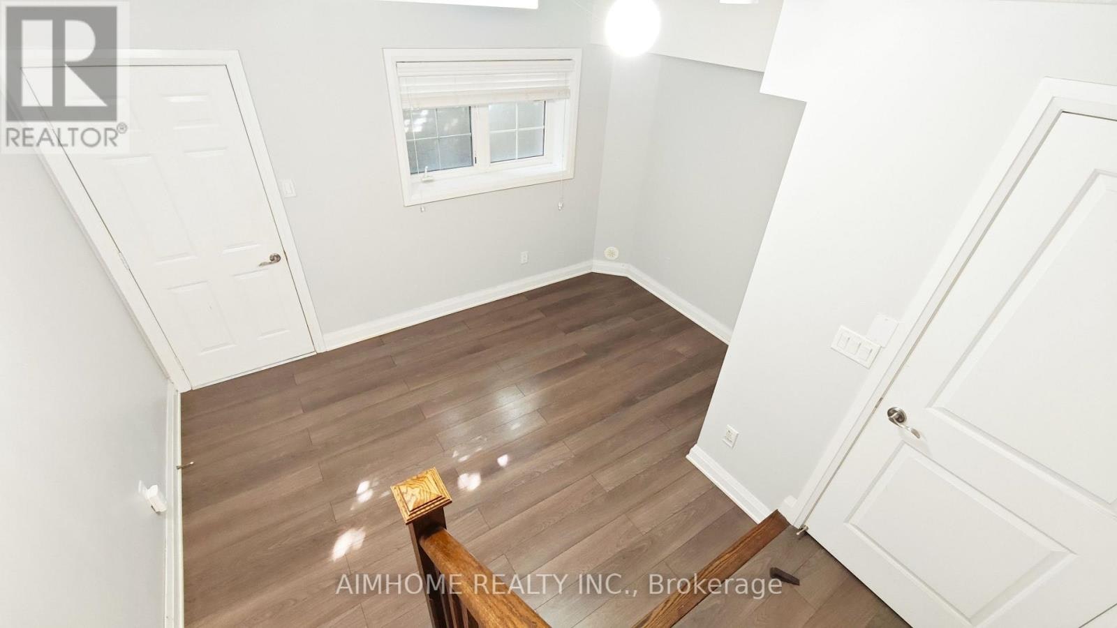 40 Raffeix Lane, Toronto, ON, M5A 0G5 - 19