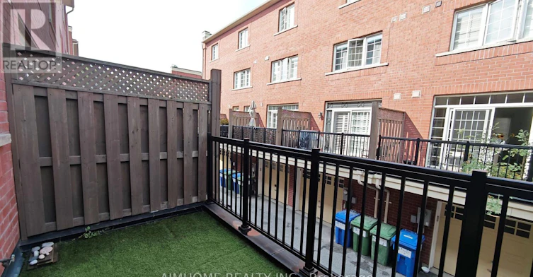 40 Raffeix Lane, Toronto, ON, M5A 0G5 - 21