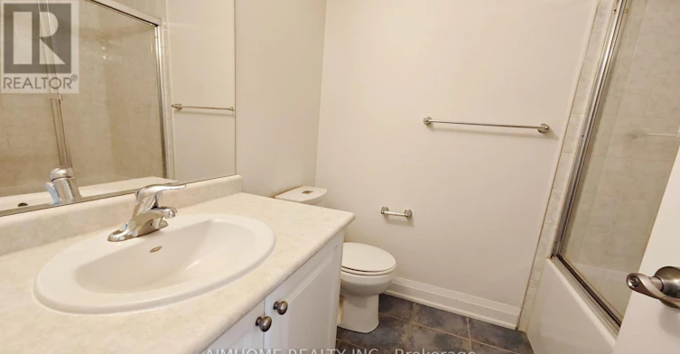 40 Raffeix Lane, Toronto, ON, M5A 0G5 - 29