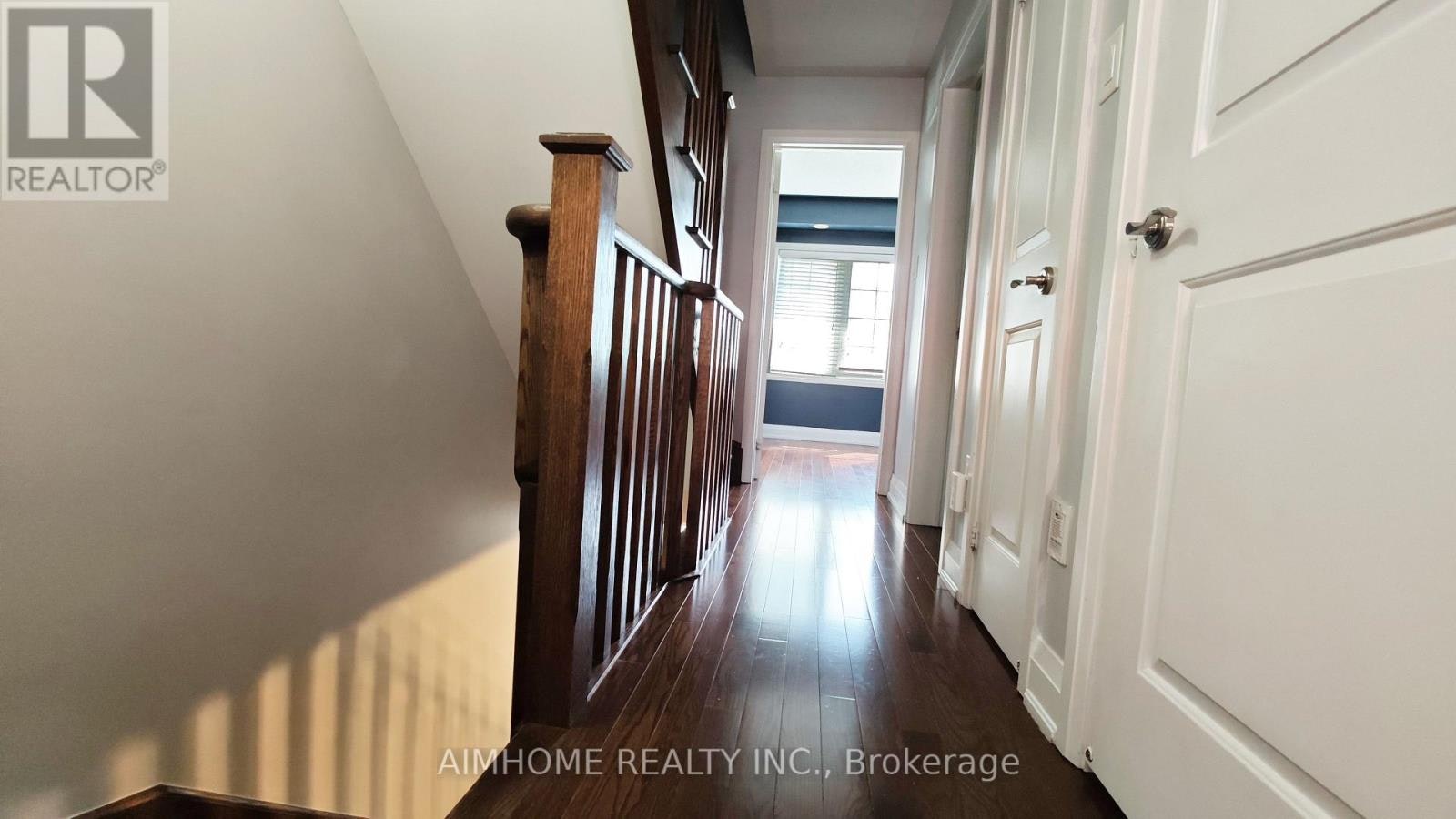 40 Raffeix Lane, Toronto, ON, M5A 0G5 - 6