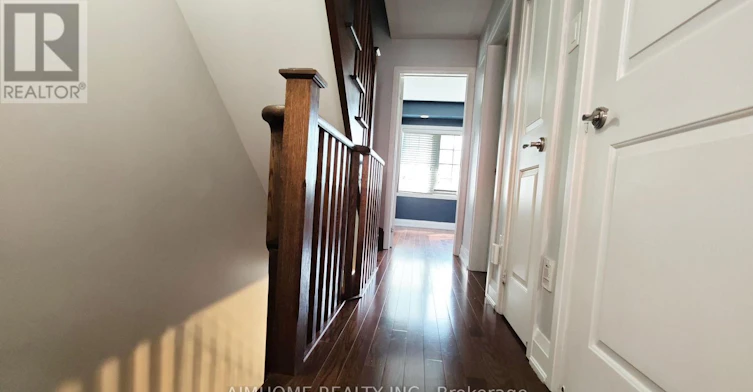 40 Raffeix Lane, Toronto, ON, M5A 0G5 - 6