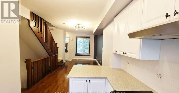 40 Raffeix Lane, Toronto, ON, M5A 0G5 - 24