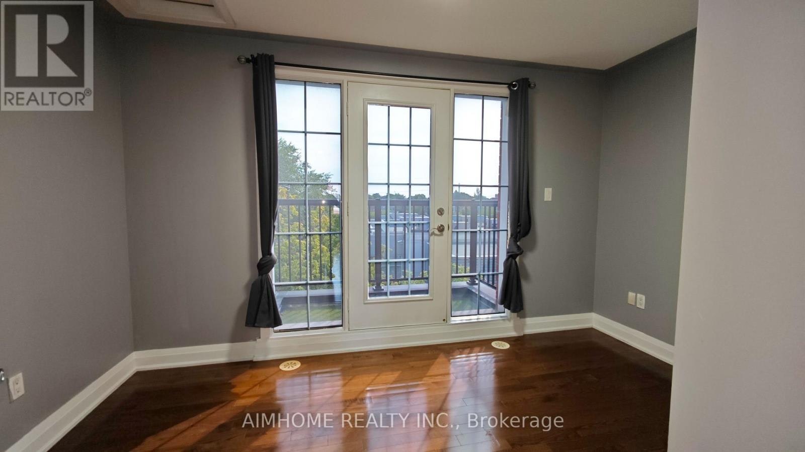 40 Raffeix Lane, Toronto, ON, M5A 0G5 - 15