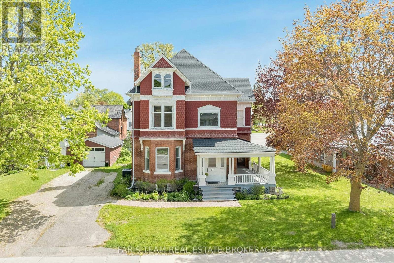23 Yonge Street S, Springwater, ON, L0L 1P0