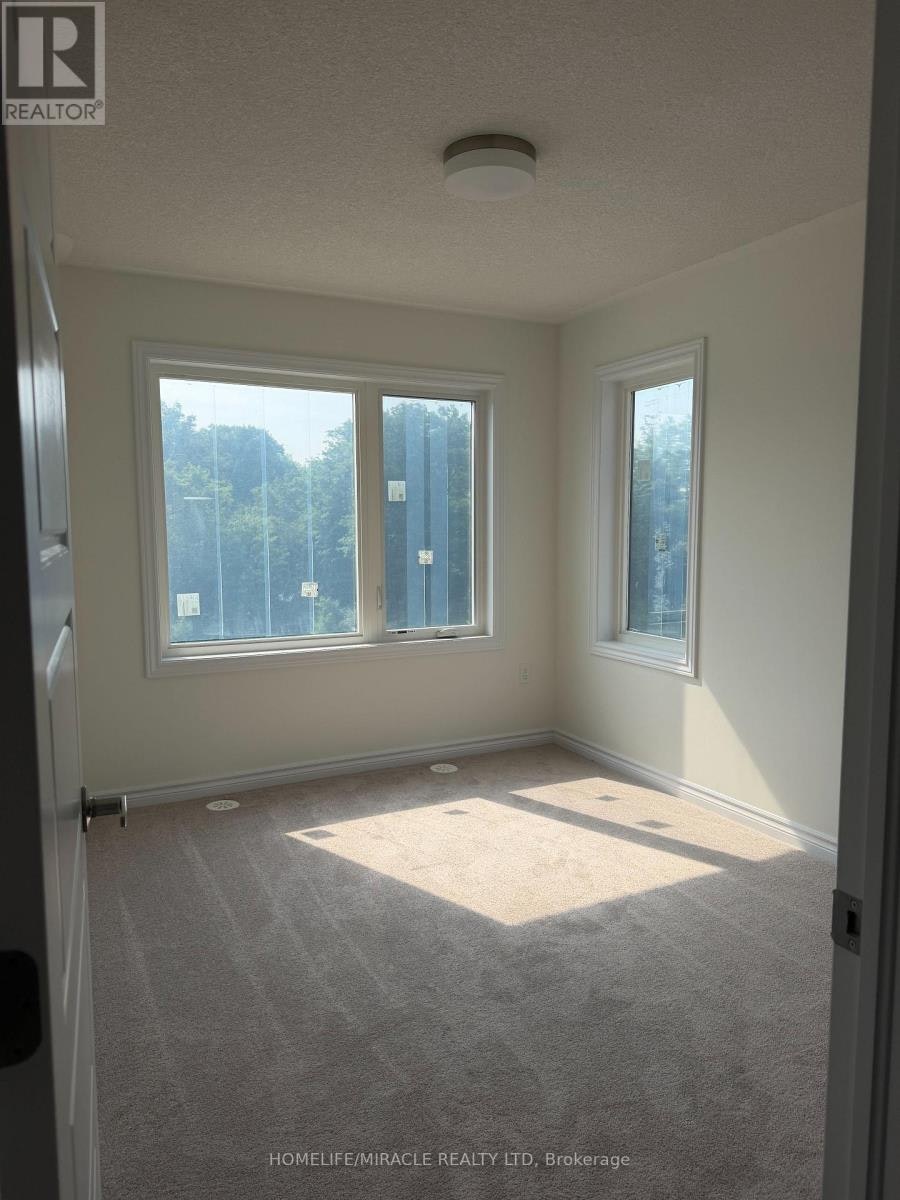 70 Thornbird Crescent, Brampton, ON, K0A 0B9 - 7