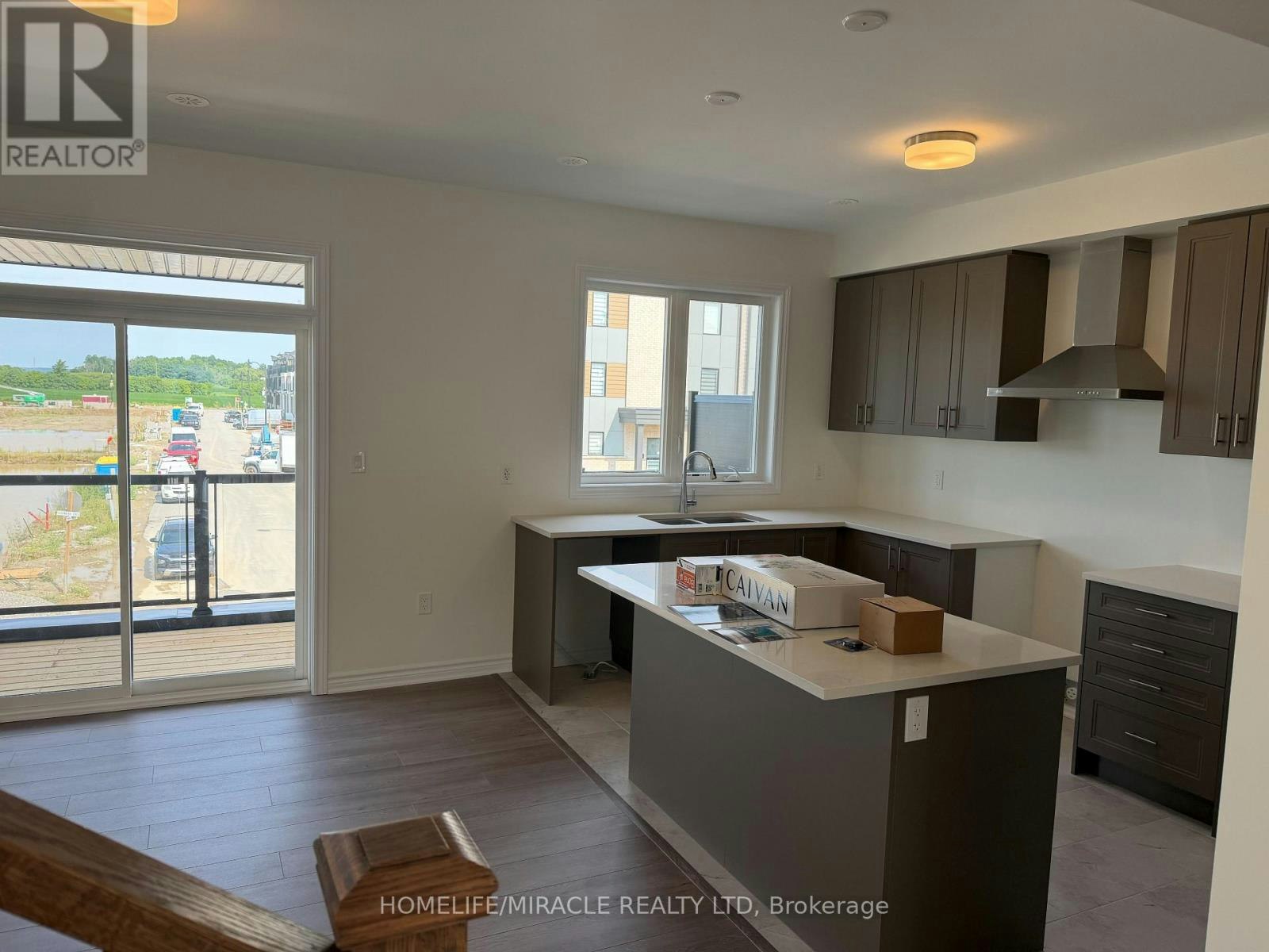 70 Thornbird Crescent, Brampton, ON, K0A 0B9 - 4