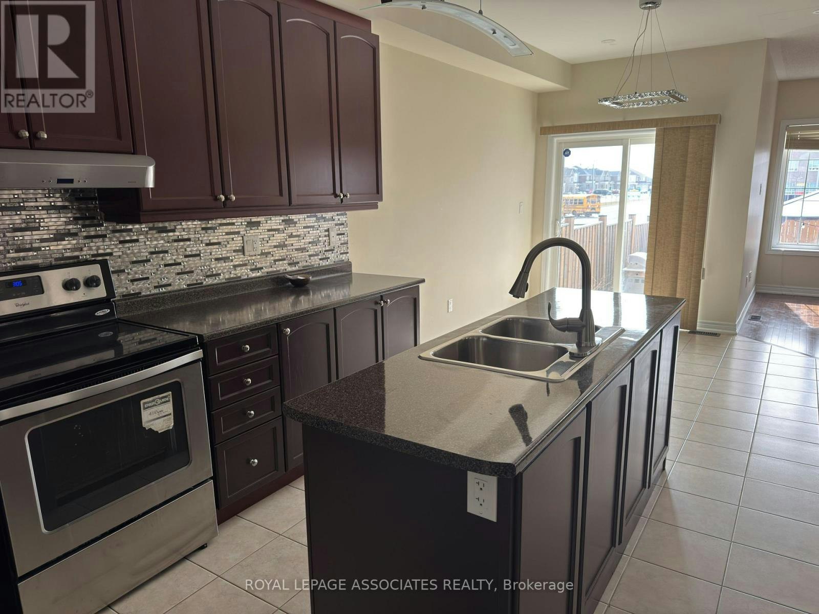 UPPER LV-75 Meltwater Crescent, Brampton, ON, L6P 3W6 - 2