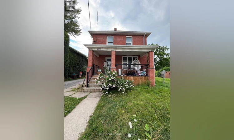 277 Niagara Street W