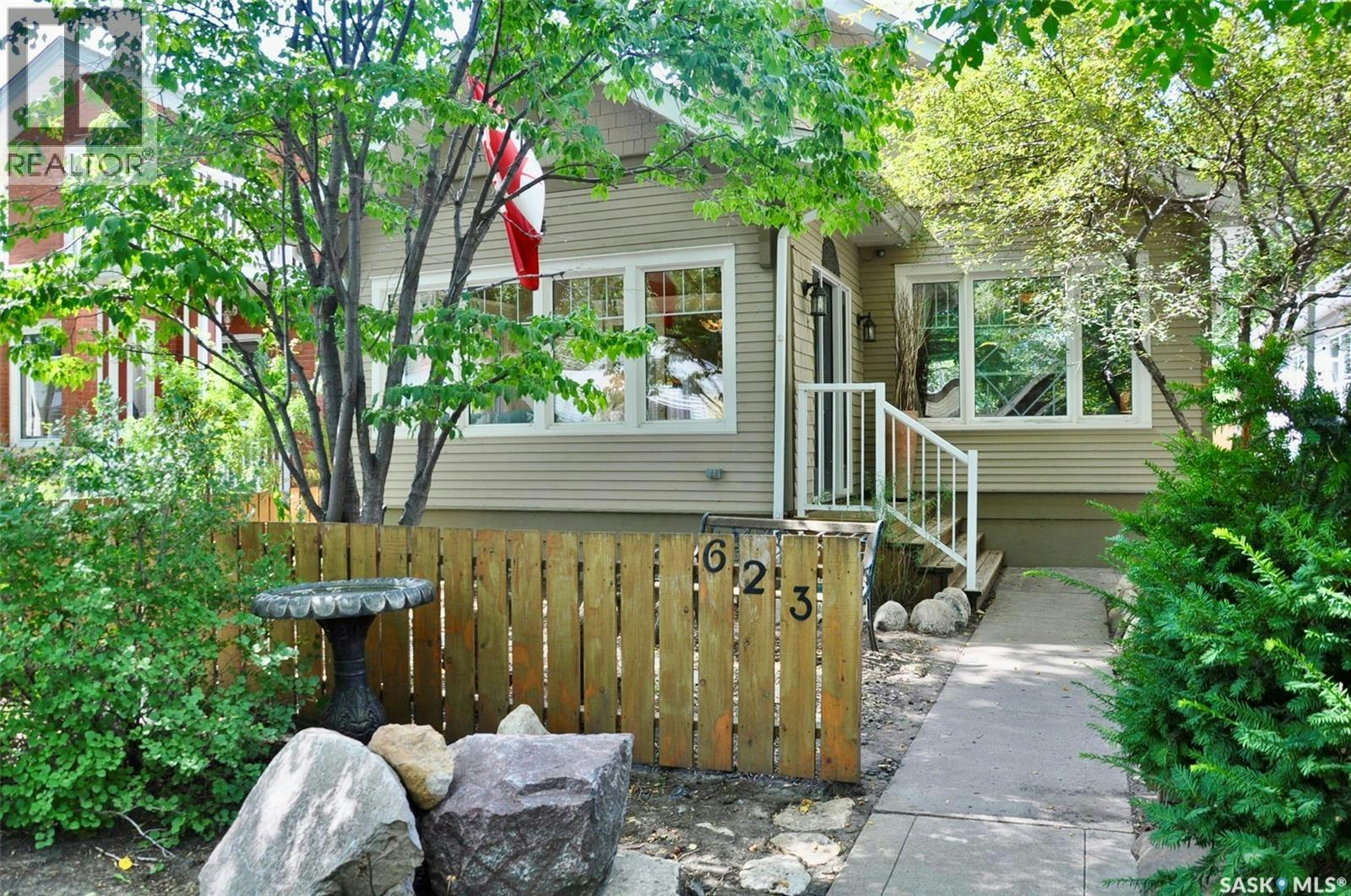 623 4th Avenue N, Saskatoon, SK, S7K 2M8