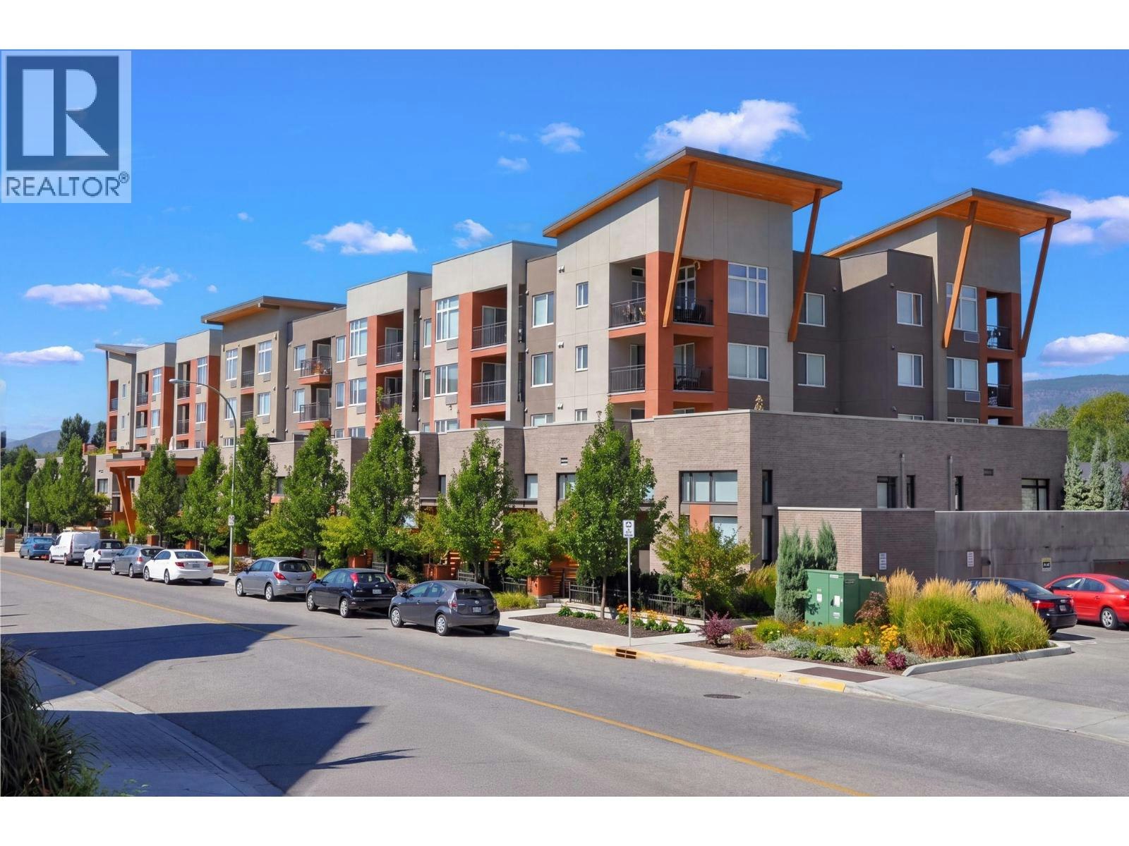 306-1550 Dickson Avenue, Kelowna, BC, V1Y 9Y8