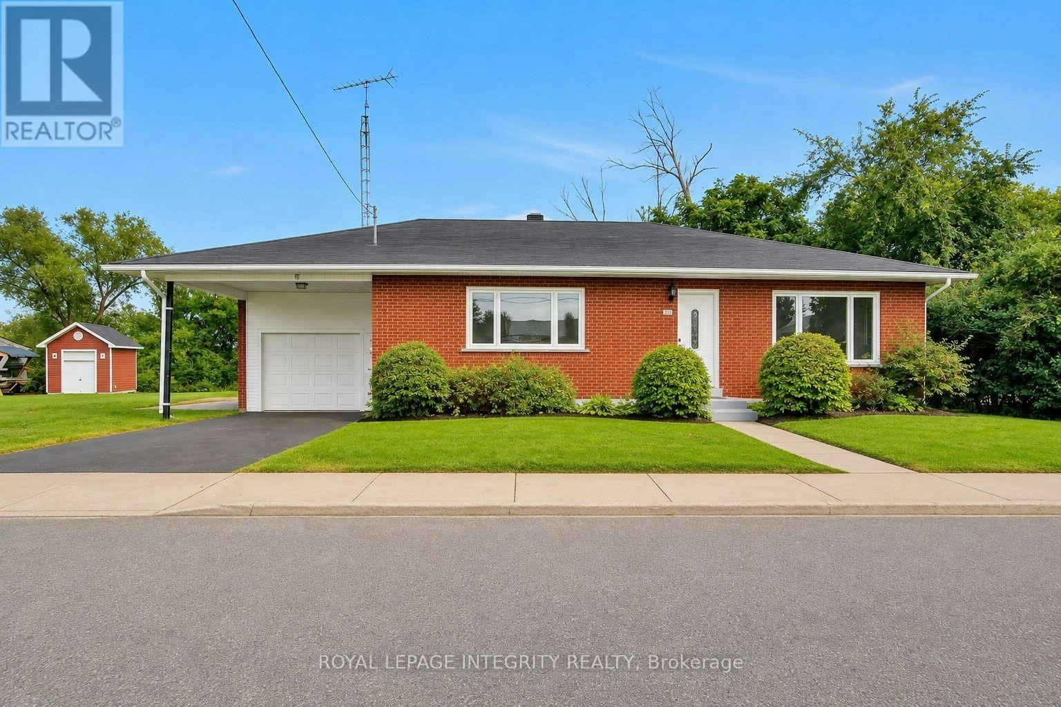 2170 Lajoie Street, Alfred, ON, K0B 1J0