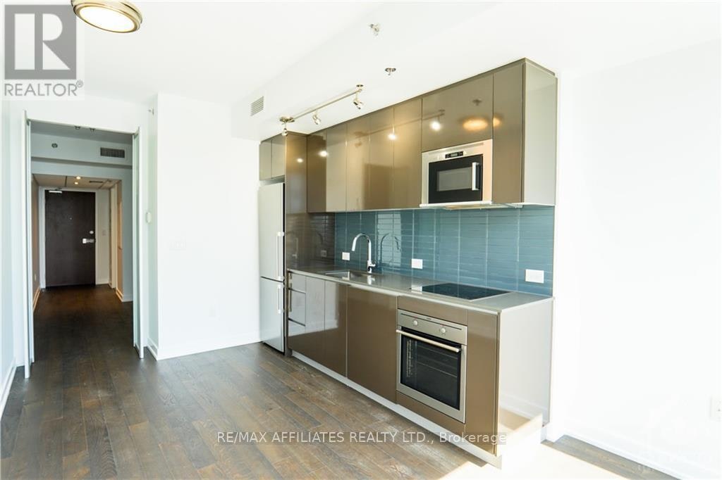 1805-199 Slater Street, Ottawa, ON, K1P 5M7 - 8