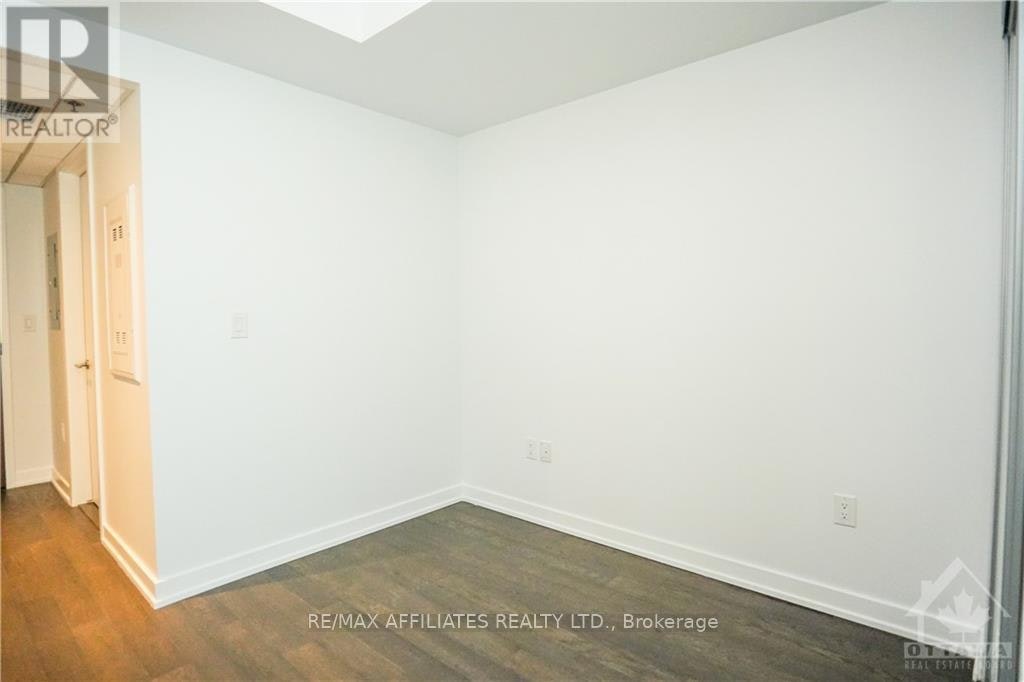 1805-199 Slater Street, Ottawa, ON, K1P 5M7 - 12