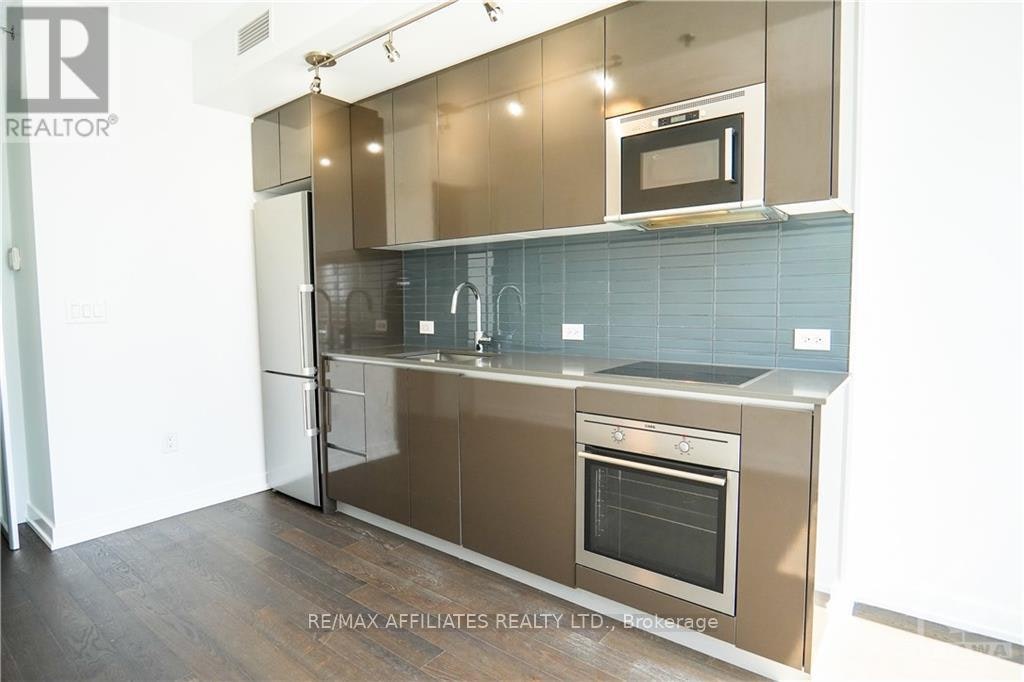 1805-199 Slater Street, Ottawa, ON, K1P 5M7 - 9