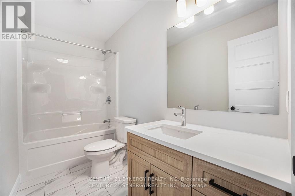 B-63 Helen Street, Monkland, ON, K0A 1R0 - 8