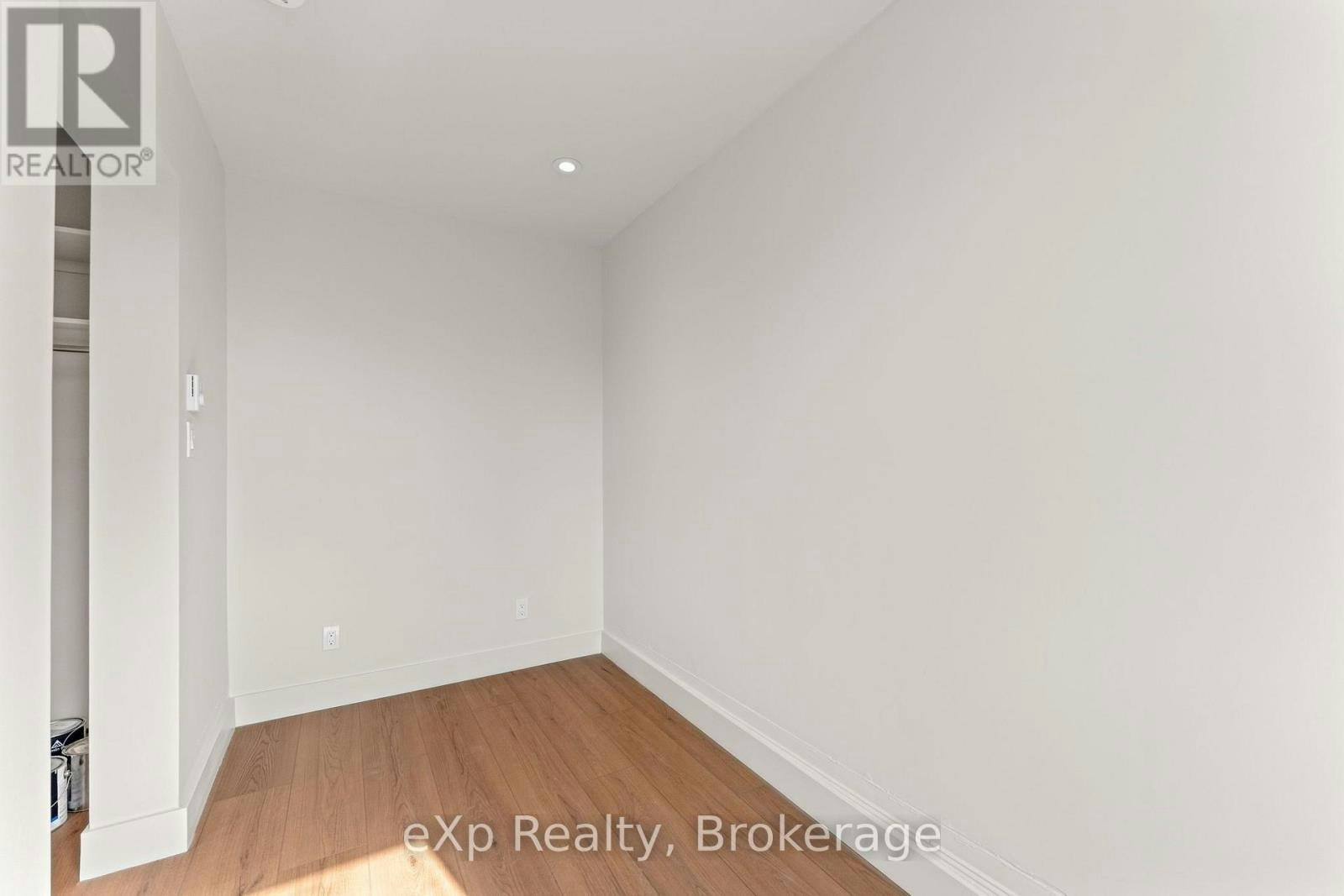 12-24 Wellington Street, Stratford, ON, N5A 2L2 - 26